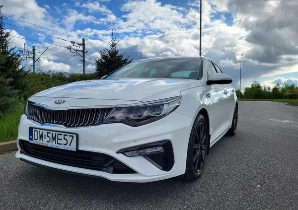 kia Kia Optima cena 99000 przebieg: 33000, rok produkcji 2019 z Lubań